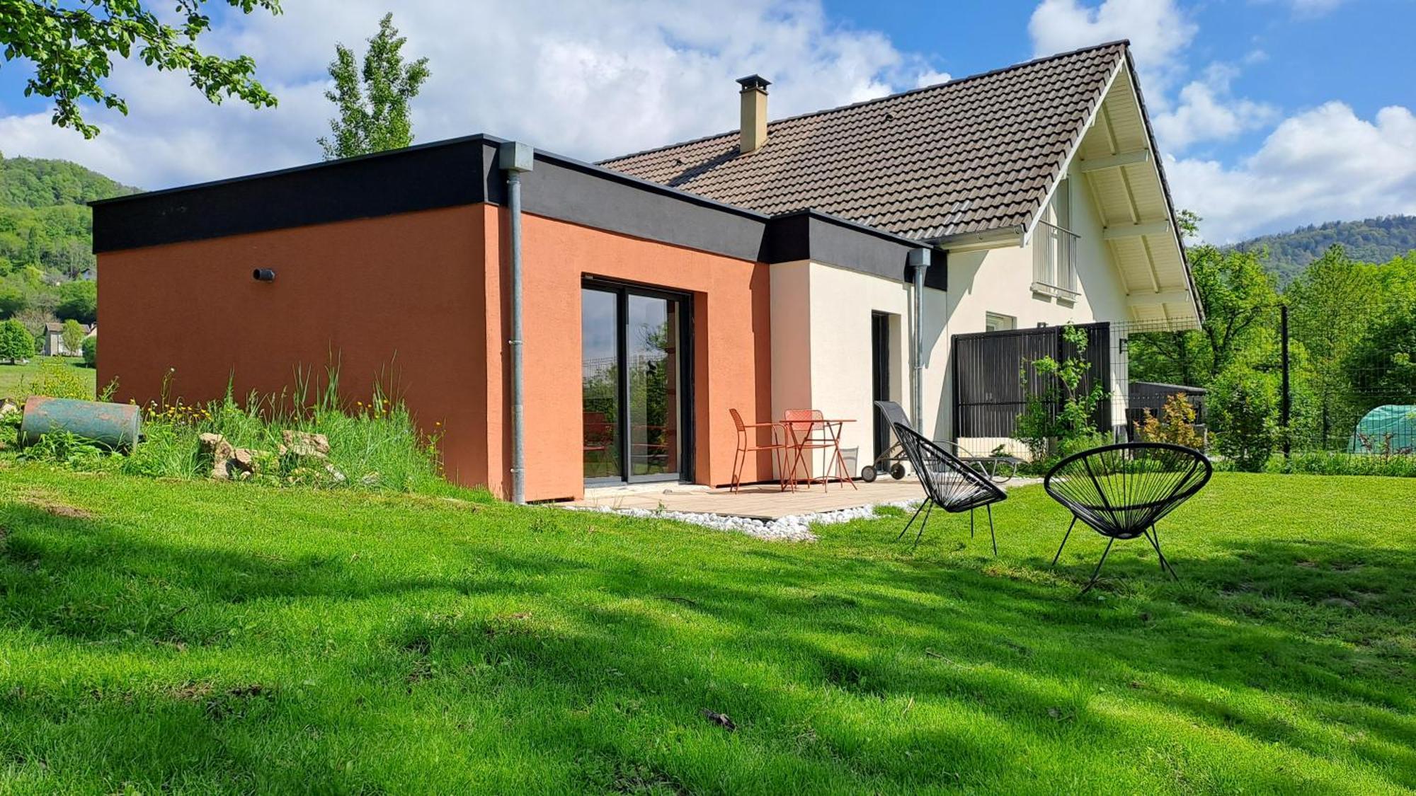 Logement Neuf A 2 Pas Du Lac La Bridoire Εξωτερικό φωτογραφία